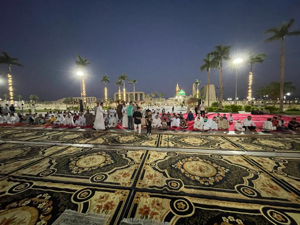 أكبر ساحة لصلاة العيد فى الأقصر (8)