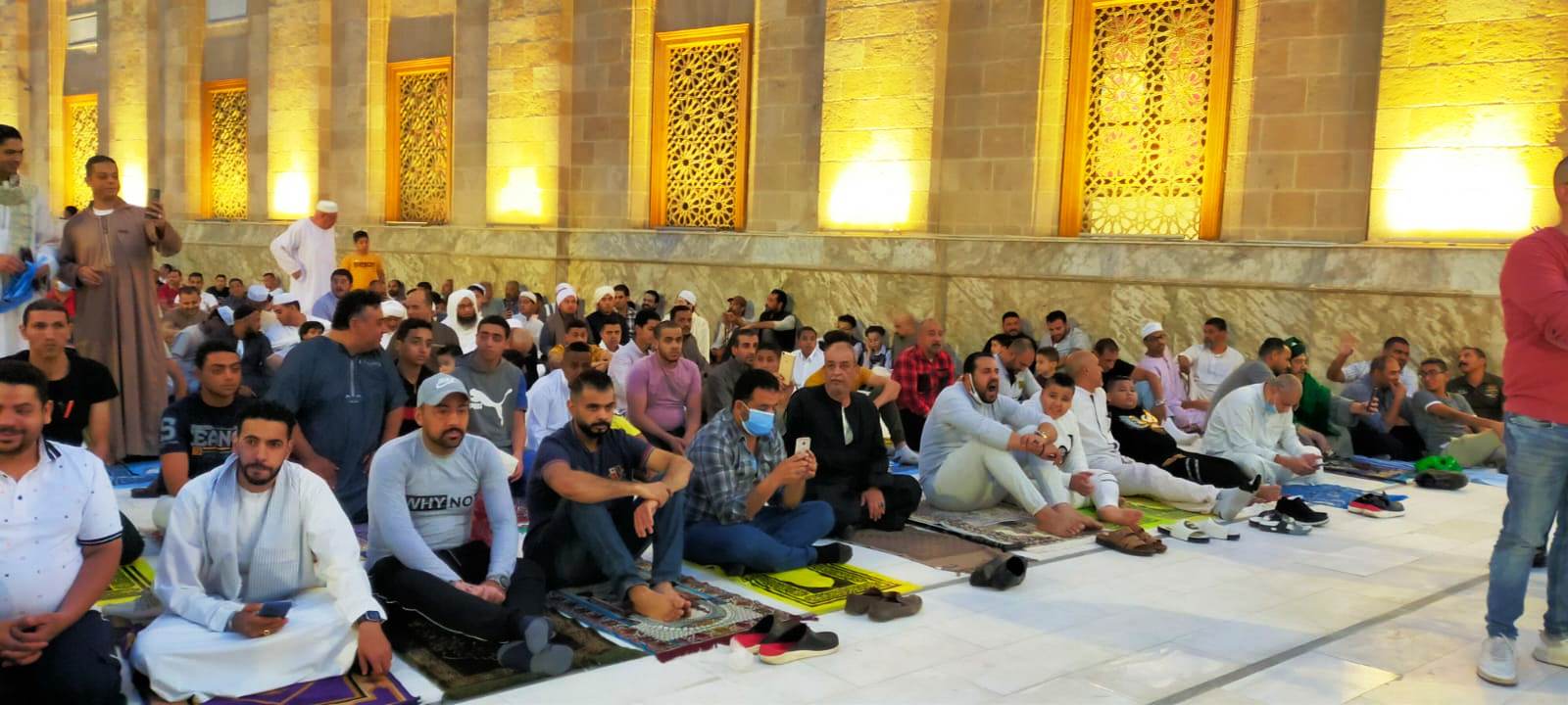 صلاة العيد بمسجد الحسين (5)