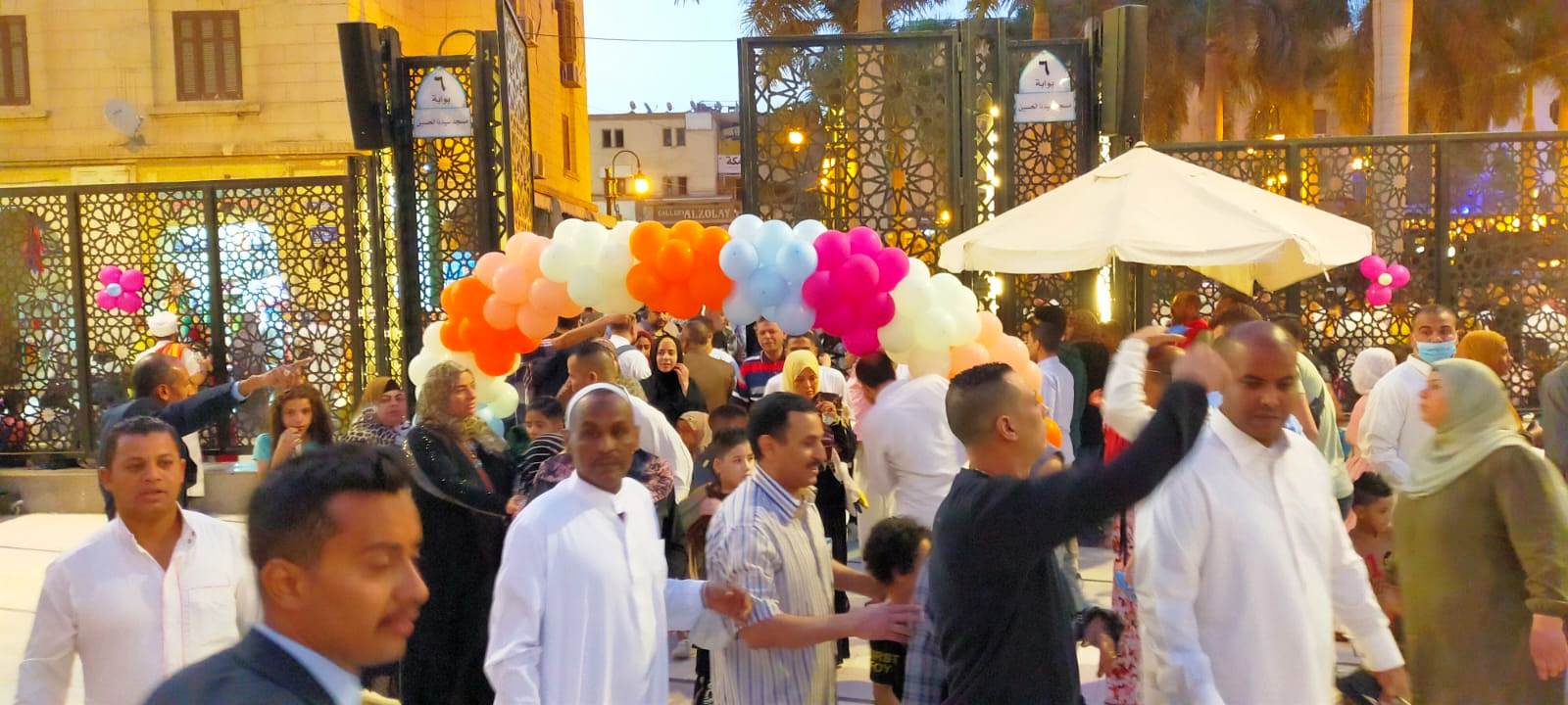 صلاة العيد بمسجد الحسين (1)