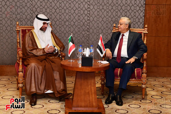 رئيس مجلس النواب يلتقى رئيس مجلس الأمة الكويتى (4)