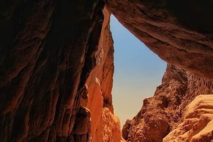 وادي الوشواش حمام سباحة طبيعى اكتشفه البدو فى نويبع (2)