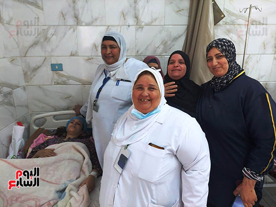 والدة التوائم الخمس داخل مستشفى المنشاوي بمدينة طنطا (5)