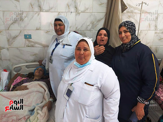 والدة التوائم الخمس داخل مستشفى المنشاوي بمدينة طنطا (6)