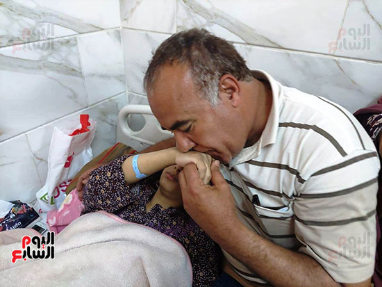 والدة التوائم الخمس داخل مستشفى المنشاوي بمدينة طنطا (2)