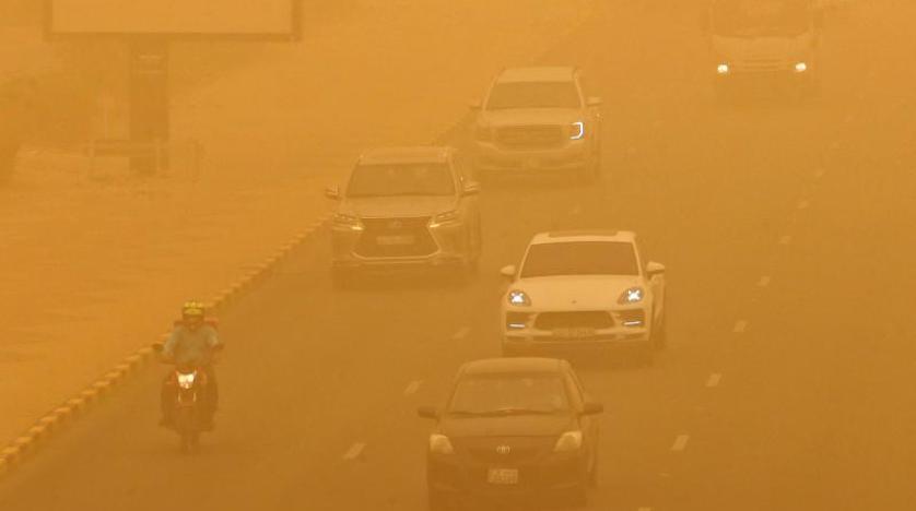 عاصفة رملية شديدة في الكويت