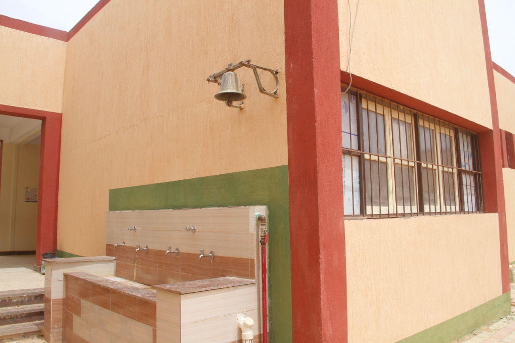 مشروعات حياة كريمة فى محافظة أسوان (12)