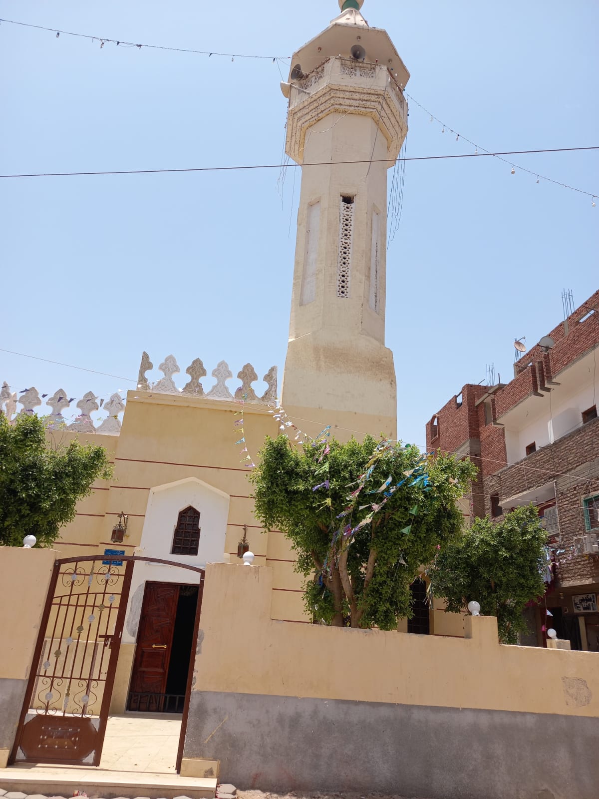 مسجد سعد عثمان بالعديسات بحرى بعد صيانته وترميمه بمدينة الطود (1)