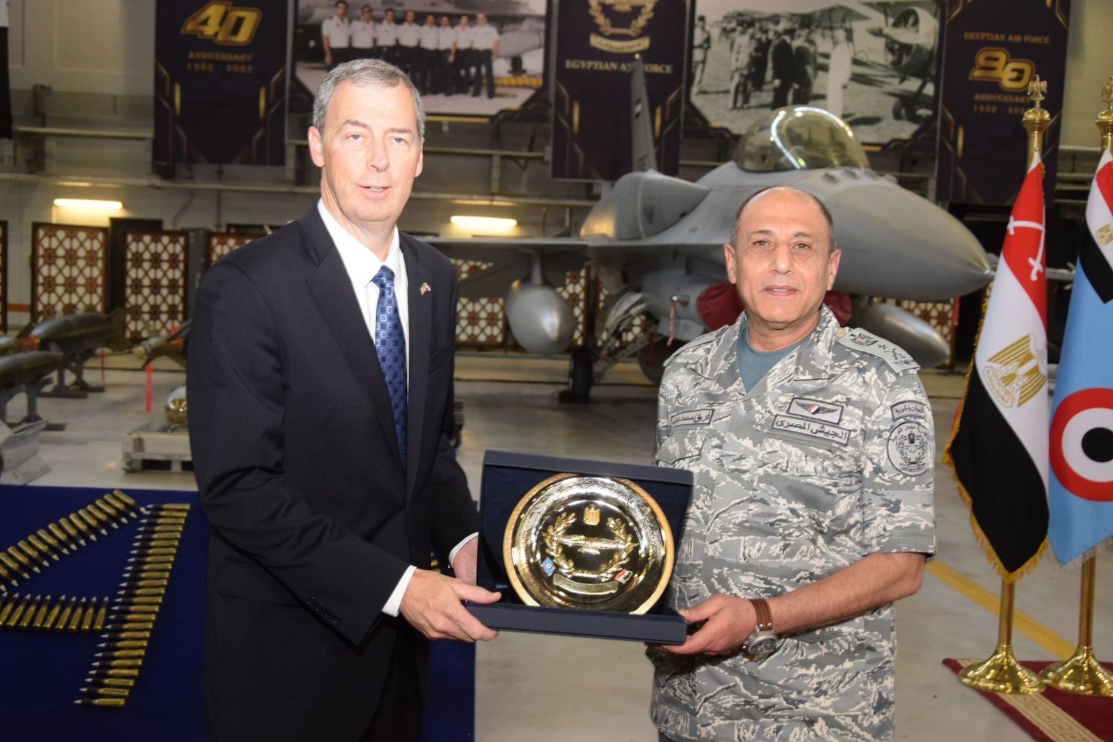 القوات الجوية تحتفل بمرور 40 عاماً على هبوط أول طائرة F16 بمصر (2)