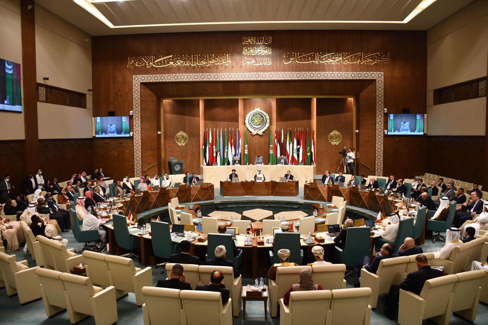 الجلسة الختامية لاجتماعات المكتب التنفيذي لمجلس وزراء الشباب والرياضة العرب (6)