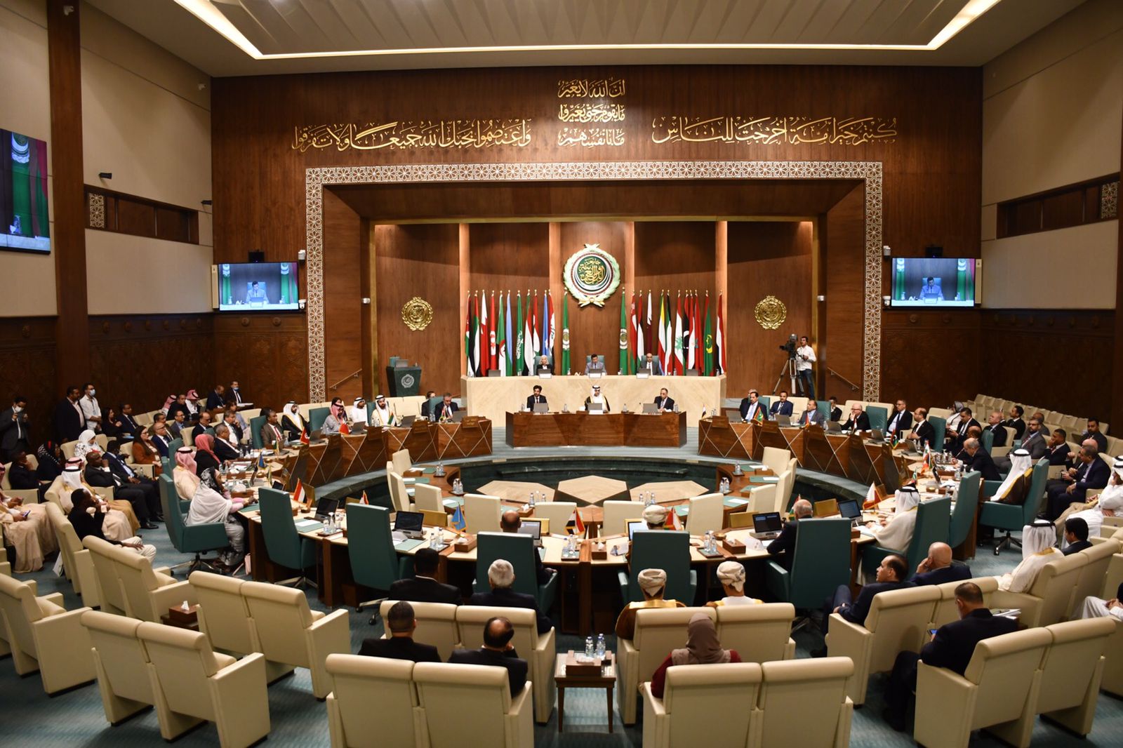 الجلسة الختامية لاجتماعات المكتب التنفيذي لمجلس وزراء الشباب والرياضة العرب (11)