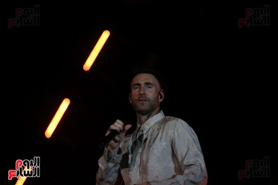 الأردنى عصام النجار يحيى الفاصل الأول لحفل Maroon 5 أمام الأهرامات (26)