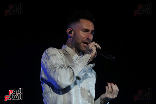 الأردنى عصام النجار يحيى الفاصل الأول لحفل Maroon 5 أمام الأهرامات (41)