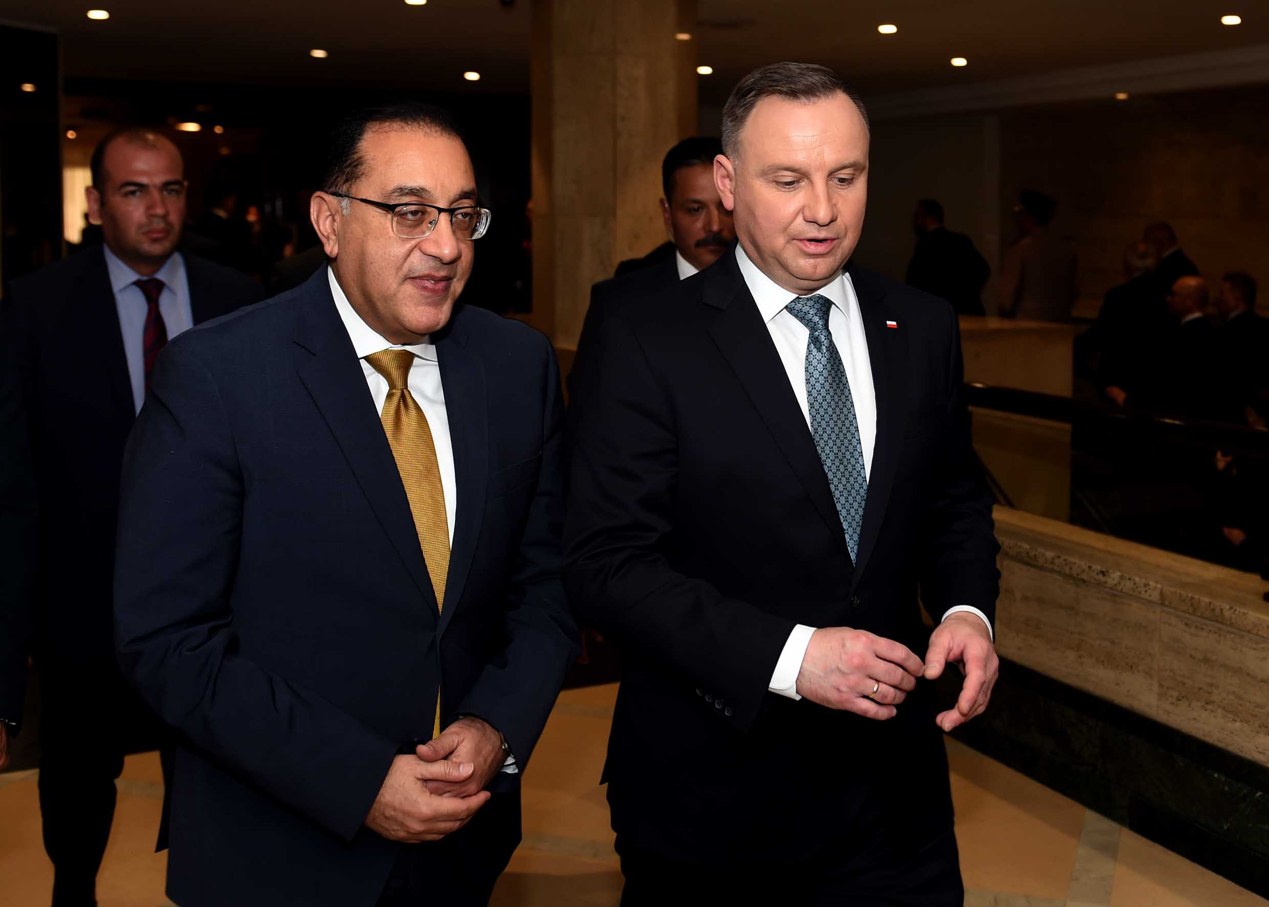 الرئيس البولندي يلتقي رئيس الوزراء على هامش فعاليات المنتدى الاقتصادي المصري – البولندي (1)