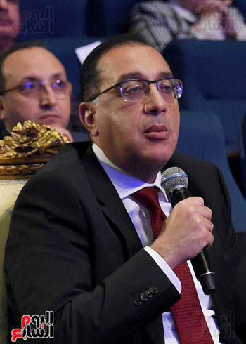 تعقيب رئيس الوزراء خلال مؤتمر مصر تستطيع للصناعة (11)