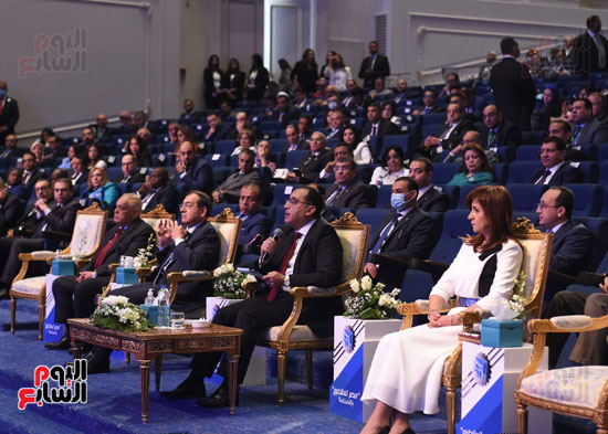 تعقيب رئيس الوزراء خلال مؤتمر مصر تستطيع للصناعة (2)