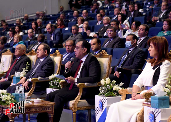تعقيب رئيس الوزراء خلال مؤتمر مصر تستطيع للصناعة (4)