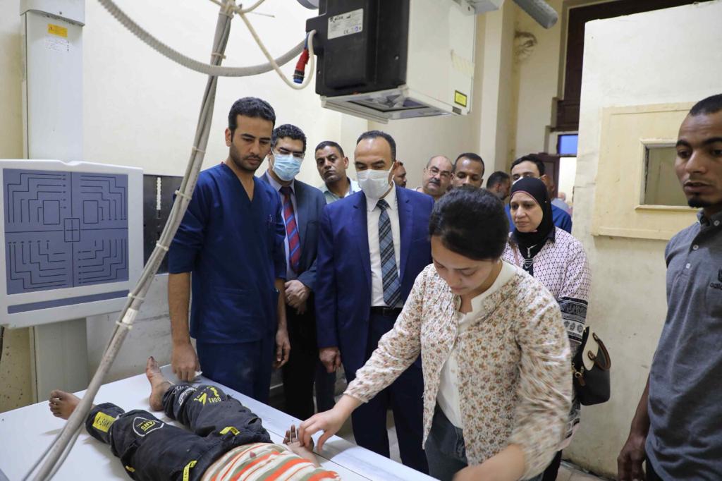 نائب محافظ المنيا يتفقد مستشفى المنيا العام ومصر الحرة (4)