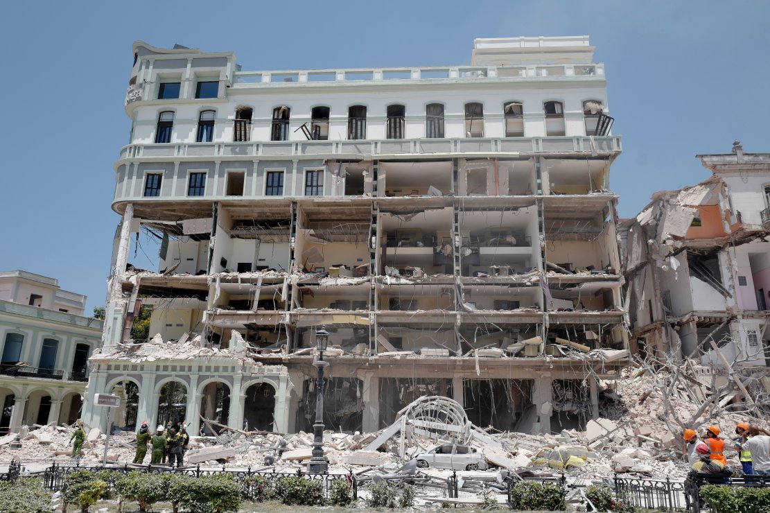 حطام فندق هافانا بعد التفجير