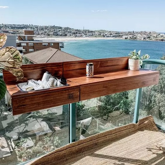 طاولة الشرفة الخشبية المعلقة