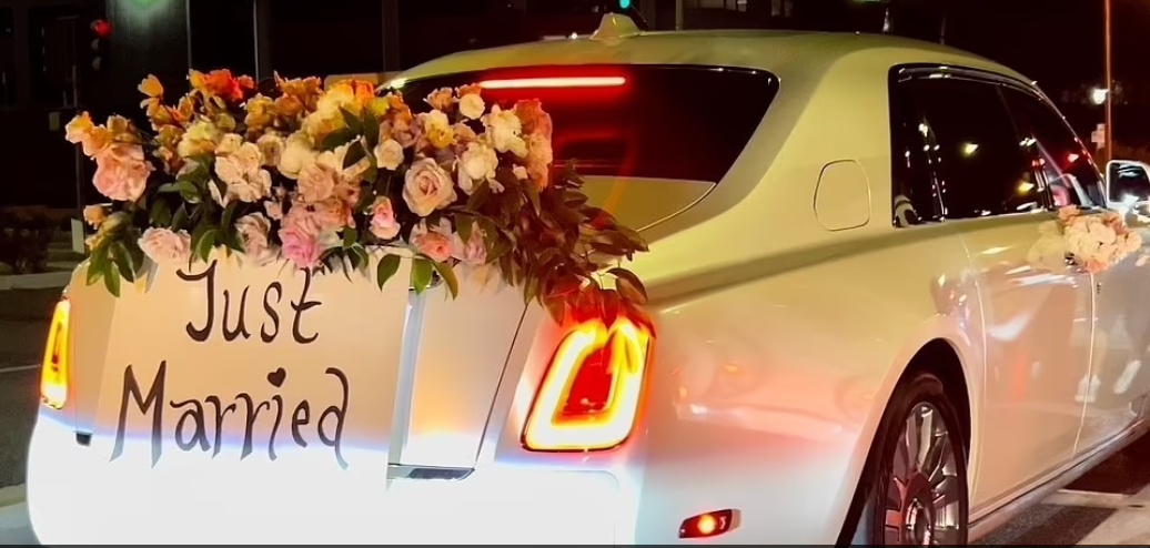 سيارة الزفاف