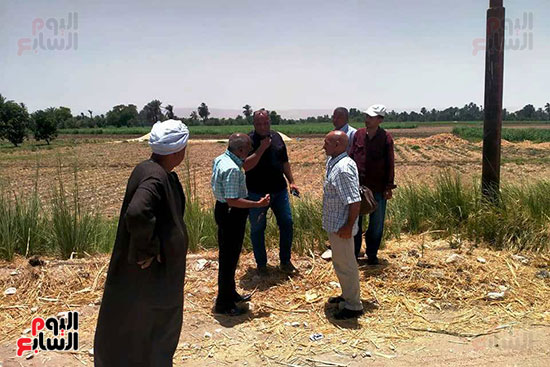 جانب من رصد مساحات القمح فى القرى