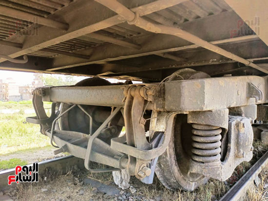 خروج-عجلات-عربية-قطار خروج-عجلات-عربية-قطار