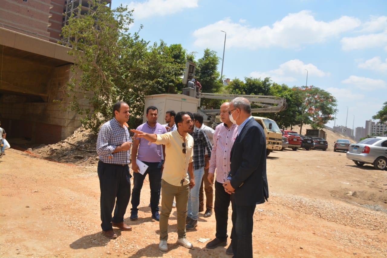 محافظ القليوبية يتابع أعمال تطوير شارع فريد ندا  (8)