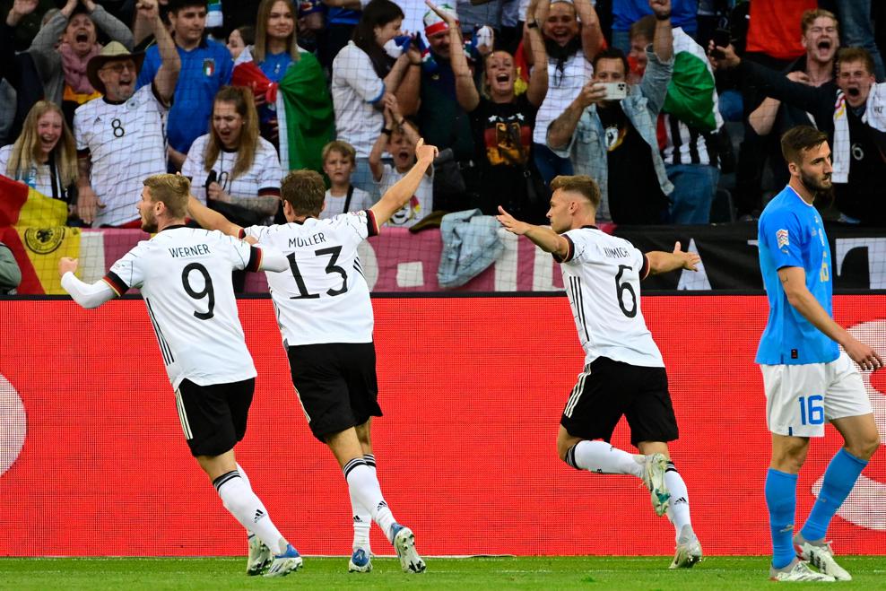 فرحة منتخب ألمانيا ضد إيطاليا بالهدف الأول