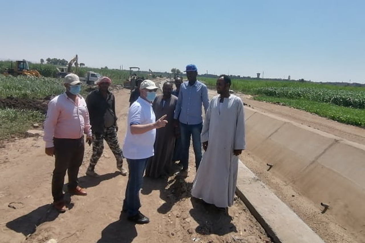 جولة لمتابعة تبطين الترع بمحافظة الأقصر