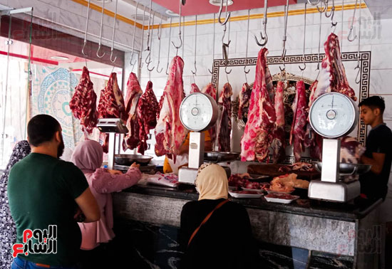 الإقبال على شراء اللحوم (4)