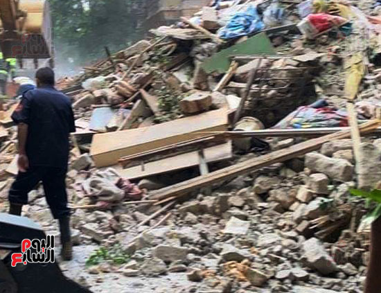 انهيار عقار بالوايلى (13)