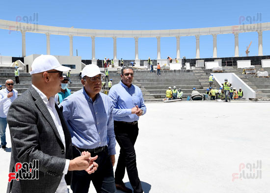 رئيس الوزراء يتفقد مدينة الثقافة والفنون بالعلمين الجديدة  (5)