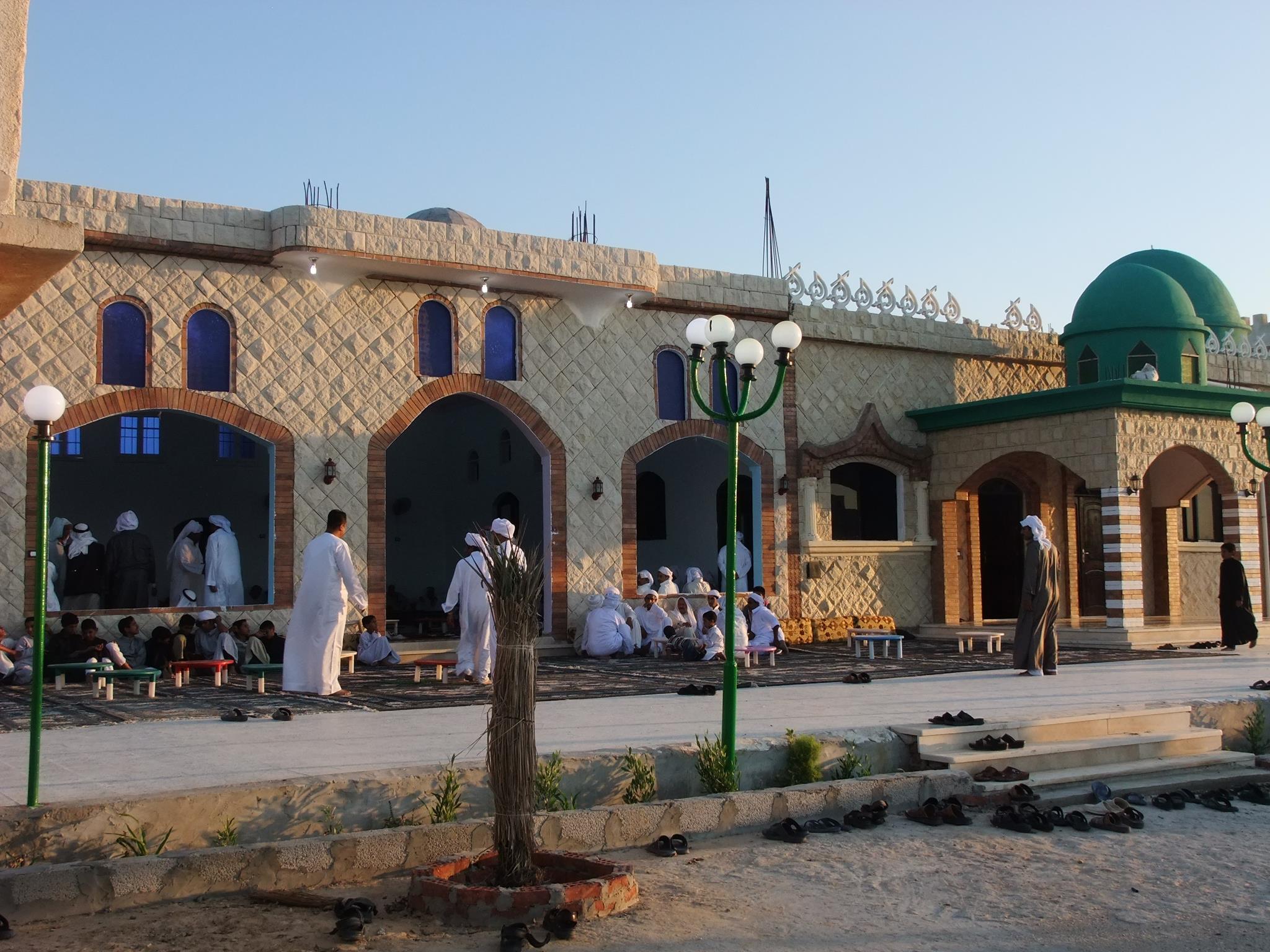 المسجد والزاوية التى تحمل اسمه بقرية الجوره