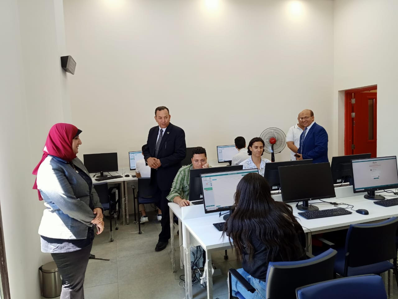 انطلاق اختبارات قبول الطلاب بالجامعات الأهلية بجامعة المنصورة الجديدة (8)