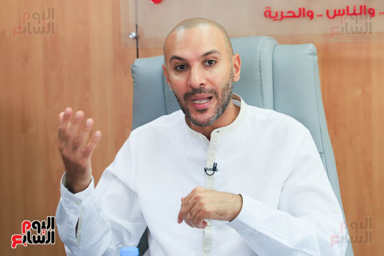 المدير الدولي محمد دياب في ندوة اليوم السابع (10)