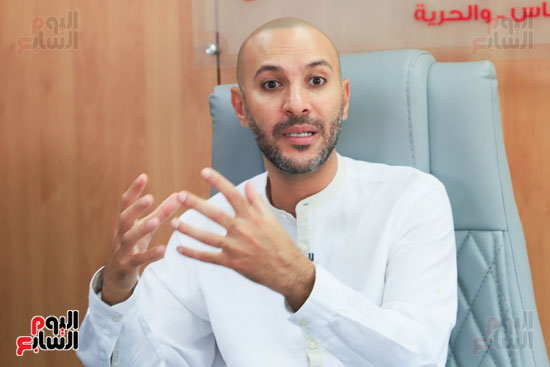 المدير الدولي محمد دياب في ندوة اليوم السابع (9)