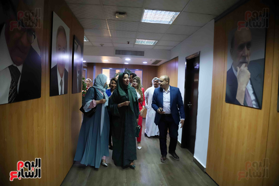 وفد-من-نادى-دبى-للصحافة-يزور-اليوم-السابع-(9)