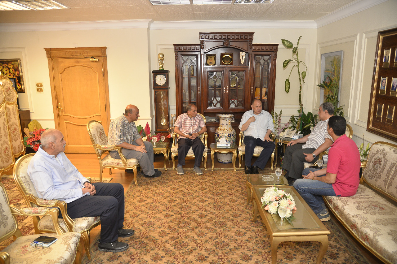 Meeting with the President of Sadat Academy (4)