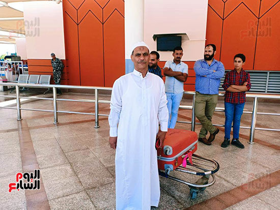 حجاج بيت الله الحرام يغادرون مطار القاهرة (5)