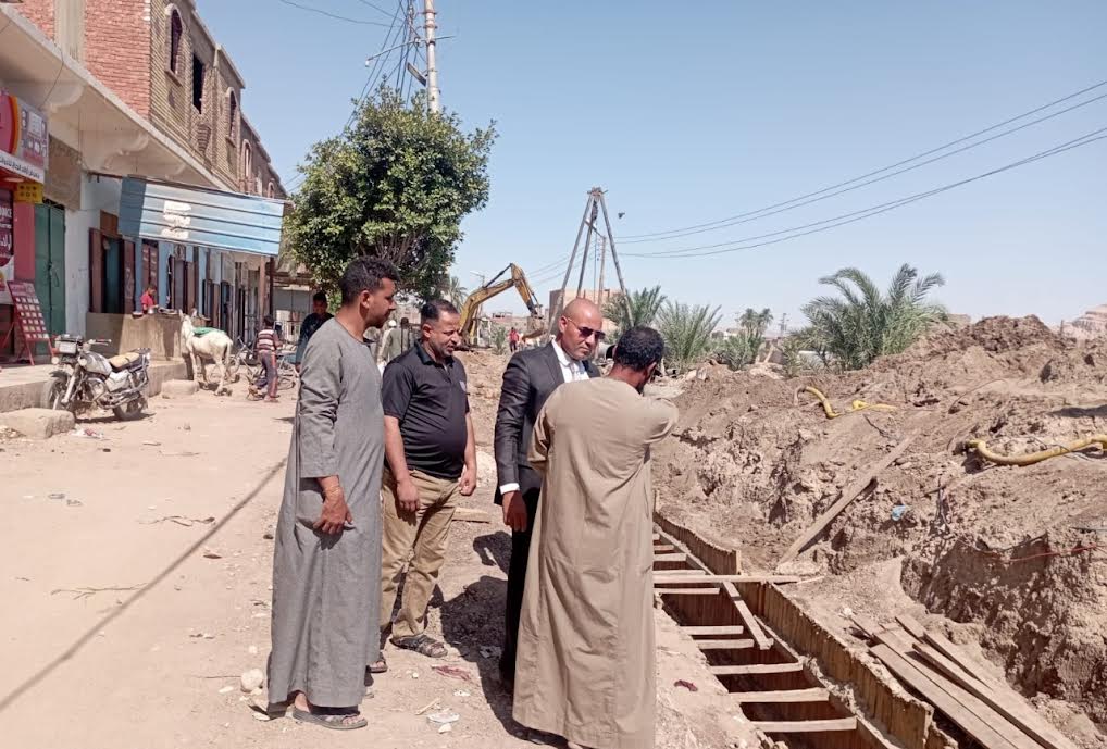 أعمال الحفر بخطوط الصرف