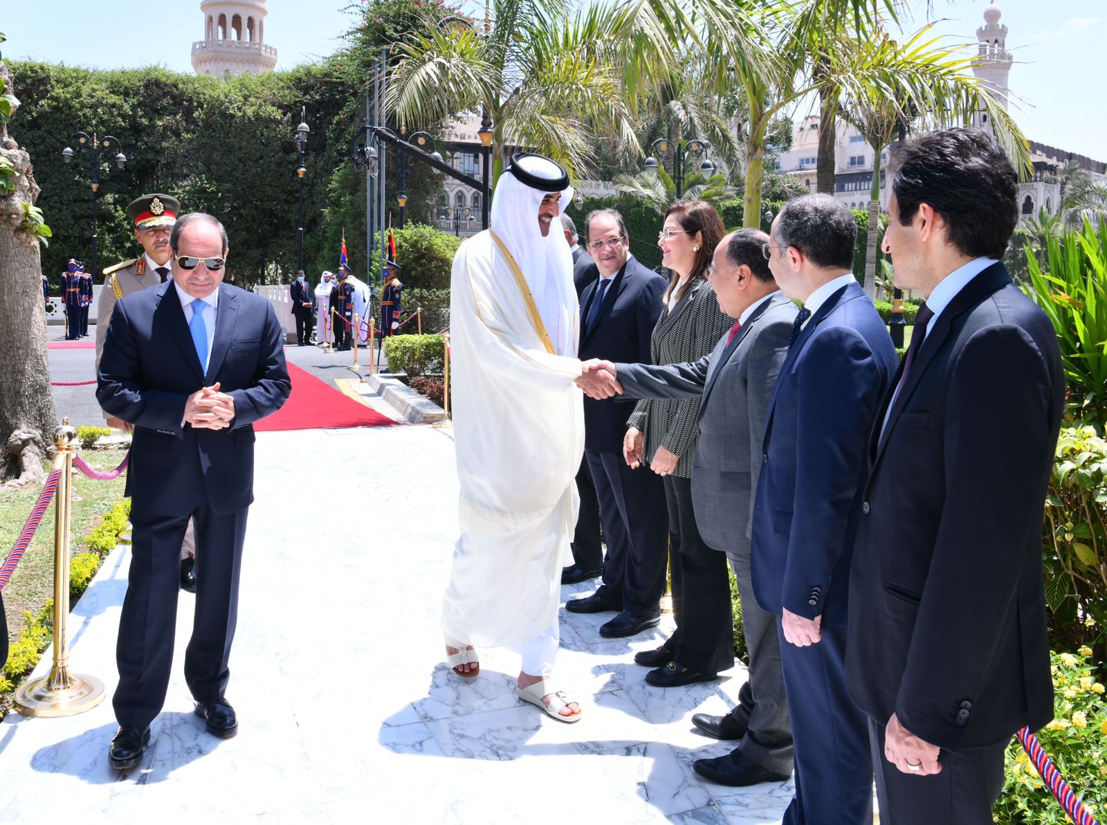 الرئيس السيسي يستقبل أمير قطر بقصر الاتحادية  (2)