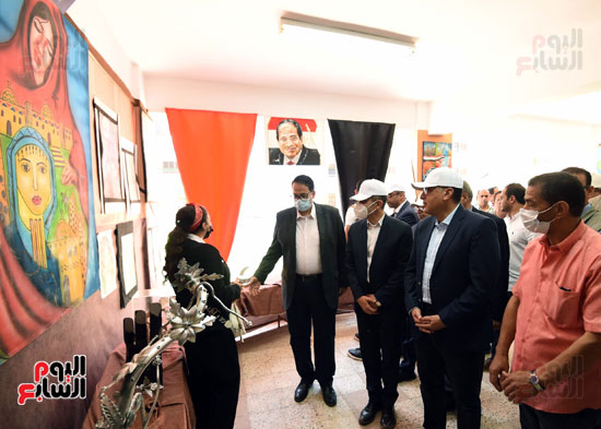 زيارة رئيس الوزراء لمدرسة نهطاى للتعليم الأساسى (10)