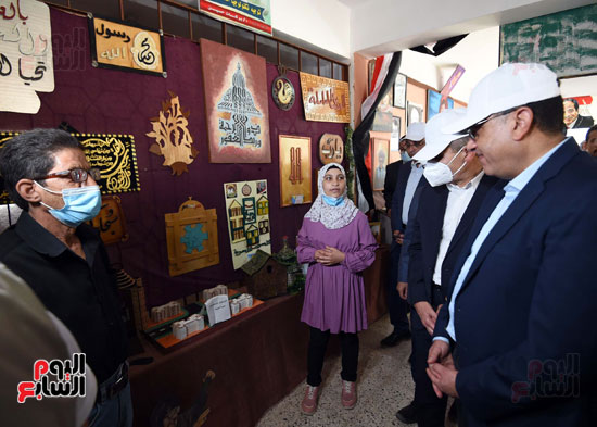 زيارة رئيس الوزراء لمدرسة نهطاى للتعليم الأساسى (14)