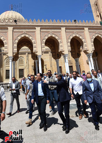 رئيس الوزراء يختتم جولته في الغربية (30)