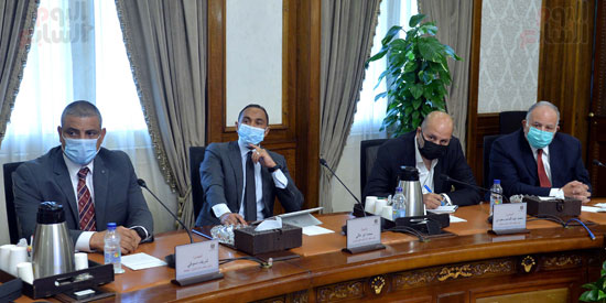 جانب من الاجتماع (12)