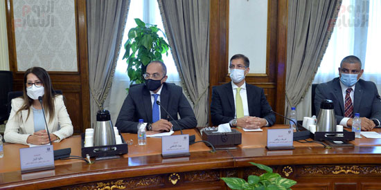 جانب من الاجتماع (11)