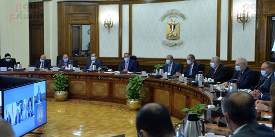 رئيس الوزراء يترأس الاجتماع الأول للمجلس الأعلى للتصدير بعد إعادة تشكيله (8)