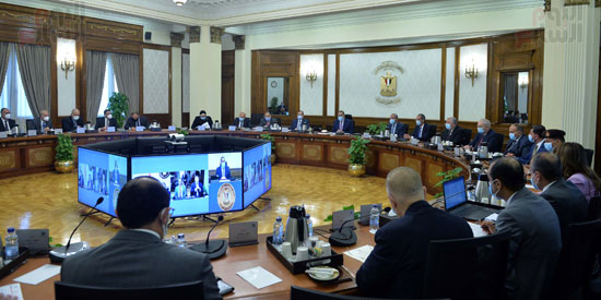 رئيس الوزراء يترأس الاجتماع الأول للمجلس الأعلى للتصدير بعد إعادة تشكيله (12)