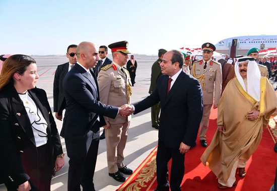 استقبال الرئيس السيسي في البحرين (8)
