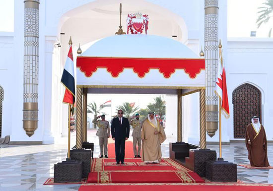استقبال الرئيس السيسي في البحرين (11)